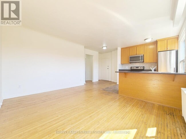 Photo du bâtiment - 500 Gilbert Ave