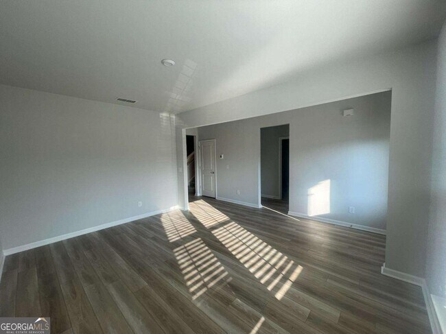 Building Photo - 3156 Morris Hills Dr