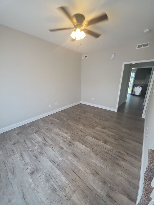 Foto del edificio - 107 Towne View Dr