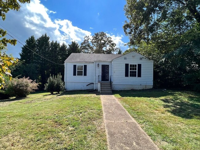 Photo - 2 bedroom 2 bathroom for rent! House