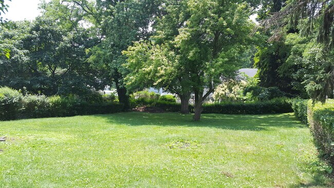 Foto del edificio - 311 N Jefferson Ave