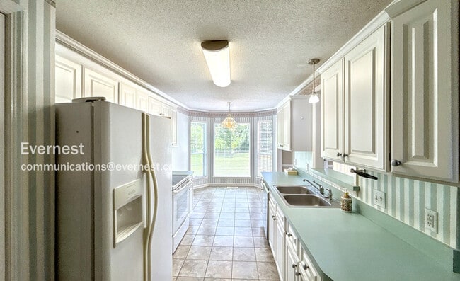Foto del edificio - Spacious 3 Bedroom Home in Ooltewah / Deck...