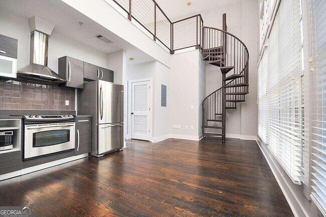 Foto del edificio - 1300 DeKalb Ave NE
