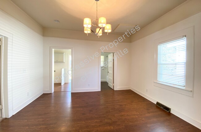 Building Photo - 329 Ligon St