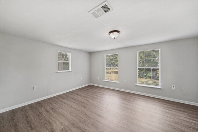 Building Photo - 1706 California St