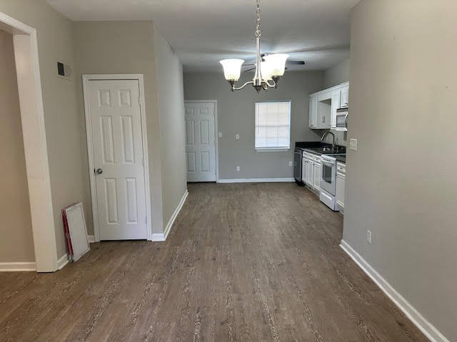 Foto del edificio - 2765 Carl Stuart St