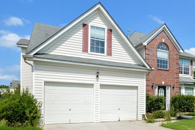 Building Photo - 255 Hillside Oak Ln
