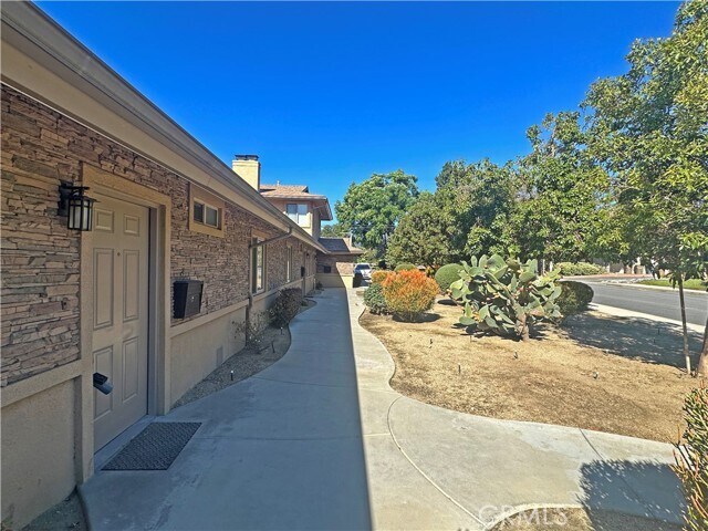 Building Photo - 1365 Lafayette Rd