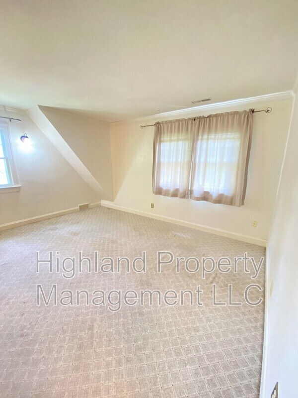 Foto del edificio - 1015 NE B St