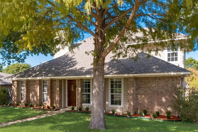 Building Photo - 1202 Elder