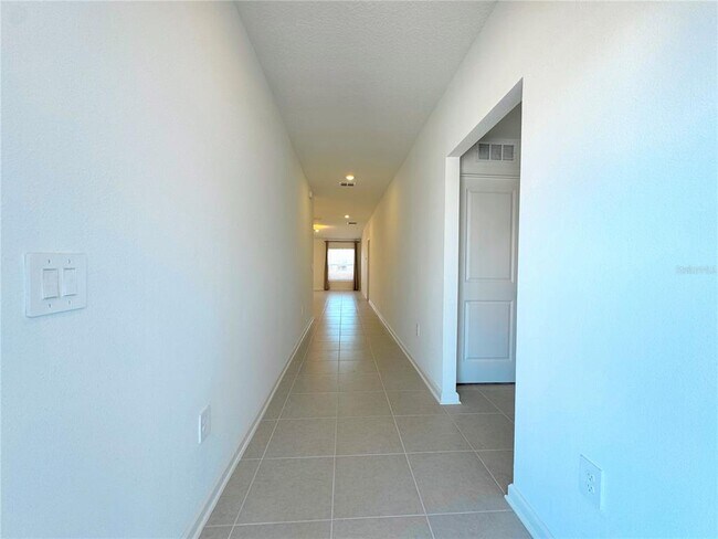 Building Photo - 2710 PIONEER Trl