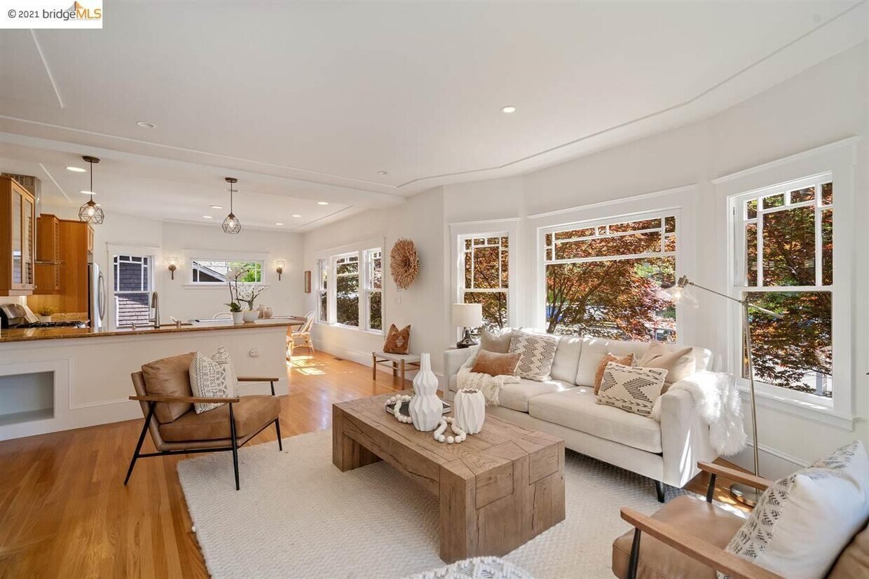 Foto principal - 2626 Hillegass Ave