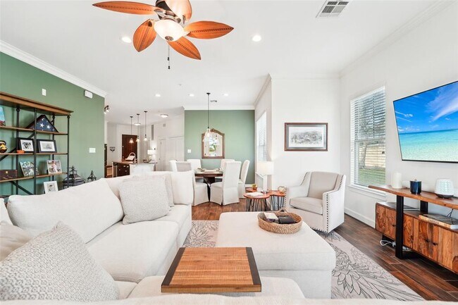 Foto del edificio - 17040 W Farm To Market 1097