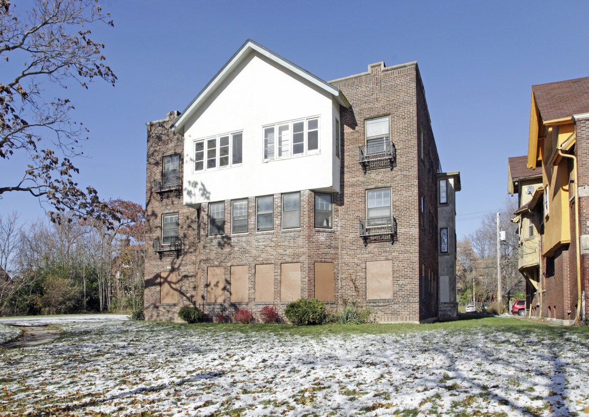 Primary Photo - 3212-3226 W Wisconsin Ave