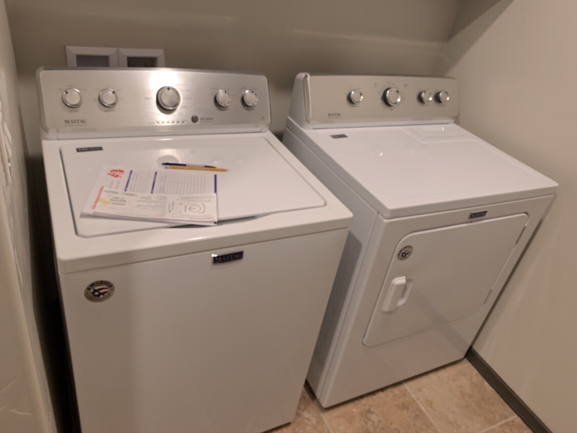 Washer and Dryer included - 3614 Keltner Ave