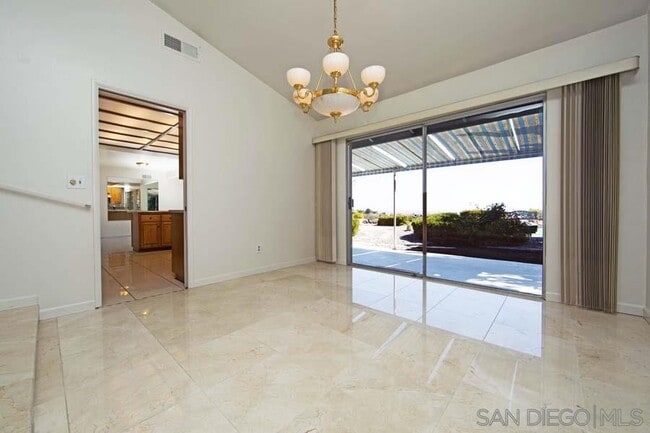 Building Photo - 1719 Alta La Jolla Dr