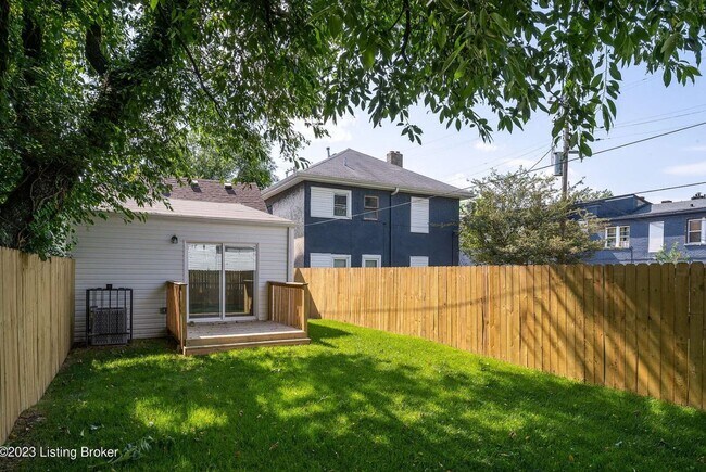 Building Photo - ? Stunning 4 Bedroom, 1 Bathroom Home on Preston ?