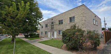 Building Photo - 1102 Belford Ave