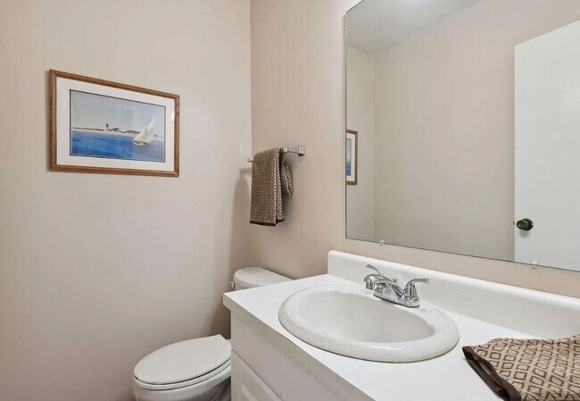 Foto del edificio - Charming & Spacious 3-Bedroom Home for Rent in Shakopee