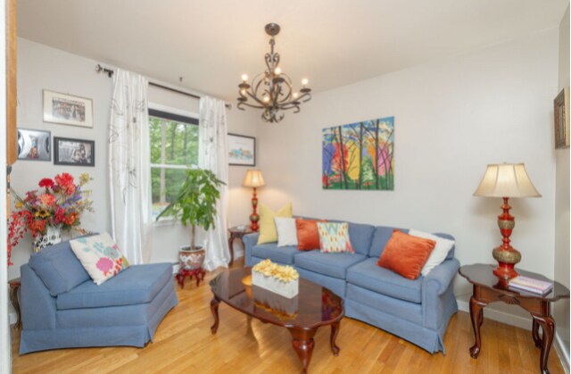 Foto del edificio - 416 June Dr