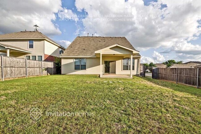 Building Photo - 5601 Desert Willow Ct