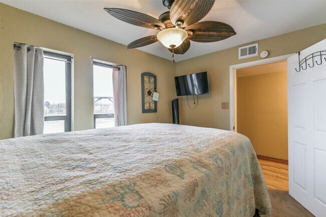 Foto del edificio - 411 Sailfish Ave