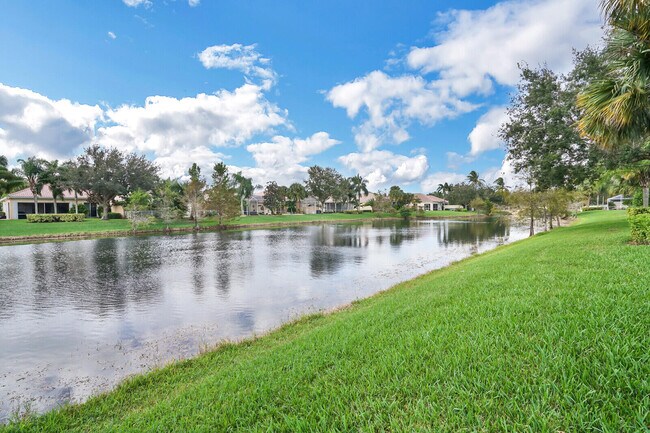 Building Photo - 8128 Montserrat Pl