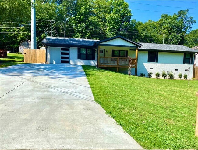 Foto del edificio - 3932 Cherokee Trail