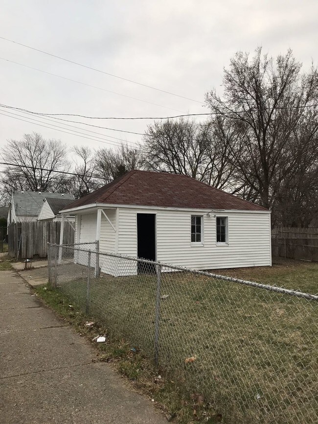 Building Photo - 7450 Heyden