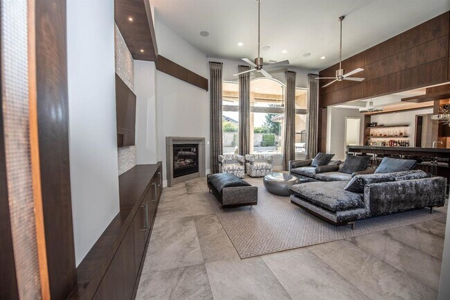 Foto del edificio - Luxury Unfurnished Single-Story Custom Home for Lease in Copper Ridge