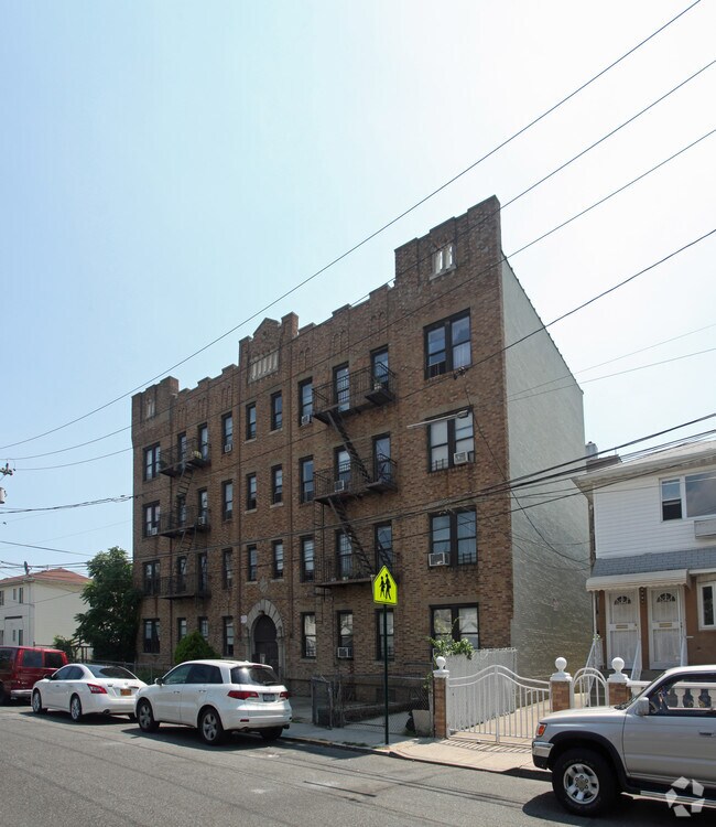 1711 New Haven Ave, Far Rockaway, NY 11691 Apartments Far Rockaway