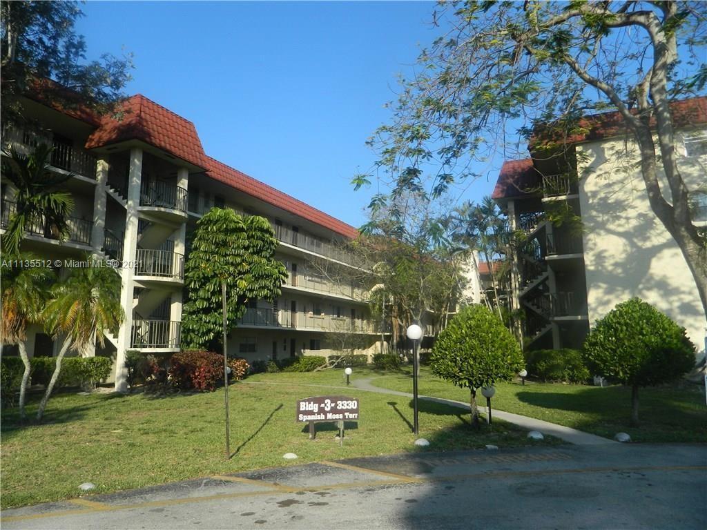 3330 Spanish Moss Terrace Unit 206, Lauderhill, FL 33319 Condo for