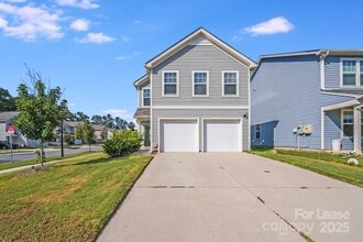 Building Photo - 12915 Hill Pine Rd