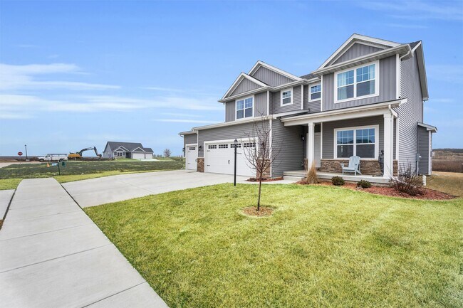 Building Photo - 1501 Warwick Dr