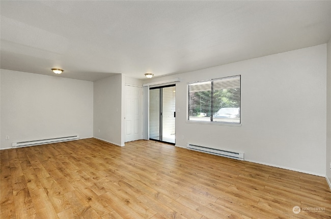 Photo - 4410 NW Wedgewood Ln Apartment