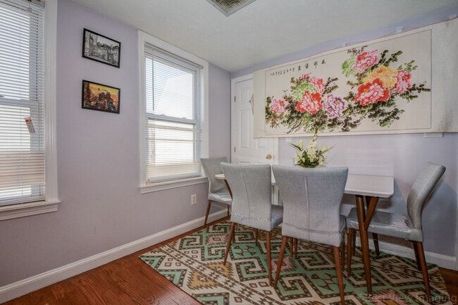 Building Photo - 294 D St