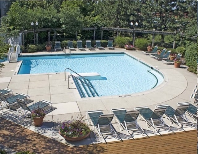 pool - Village Club on Franklin