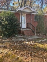 Building Photo - 1124 Erskine Rd