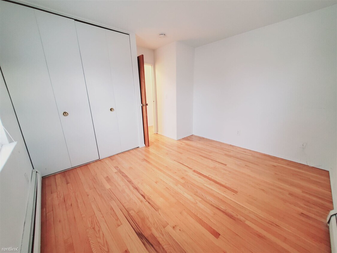 Foto del edificio - 1 br, 1 bath Condo - 28 Belltown Rd Unit L