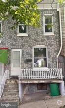 Building Photo - 511 S 12th St