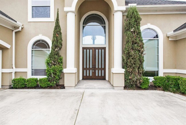 Building Photo - 7606 San Clemente Point Ct