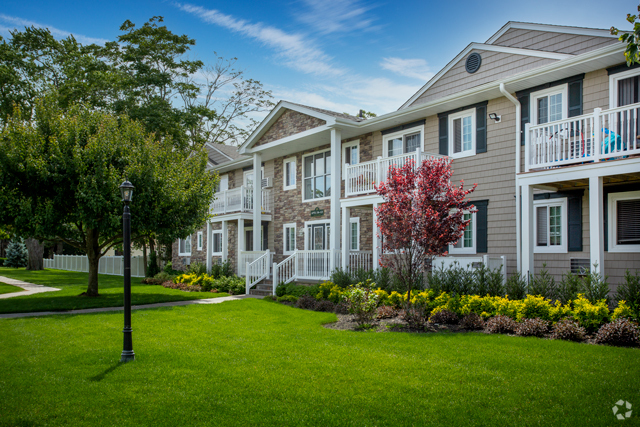 Fairfield Creekside At Patchogue Village