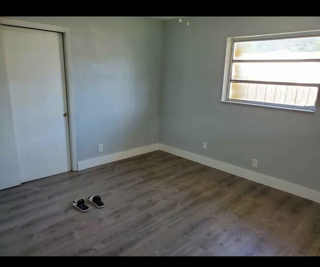 Foto del edificio - 5628 Hayes St