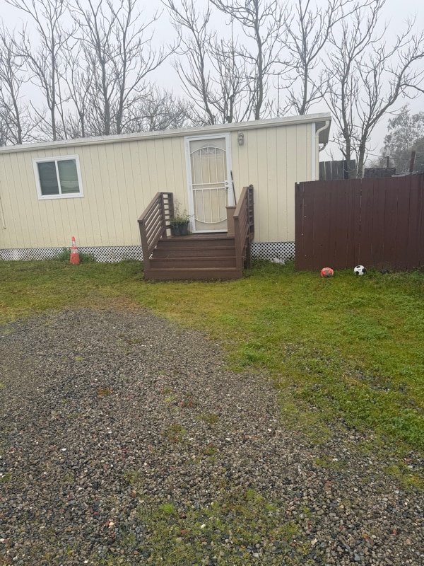 Building Photo - 6563 Brentwood Blvd