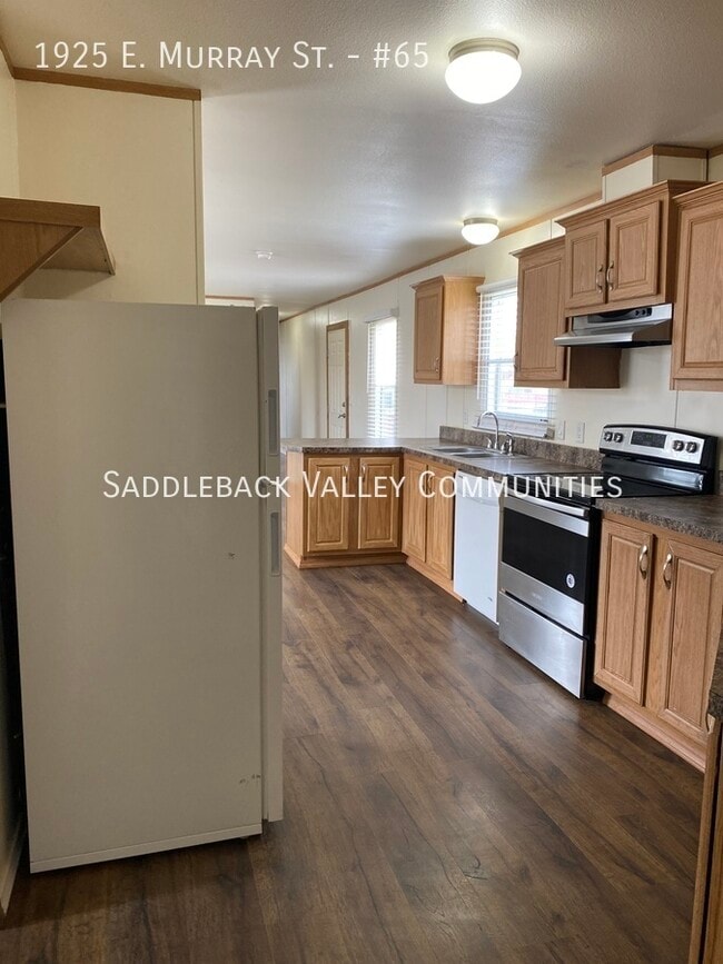 Foto del edificio - 1925 E Murray St