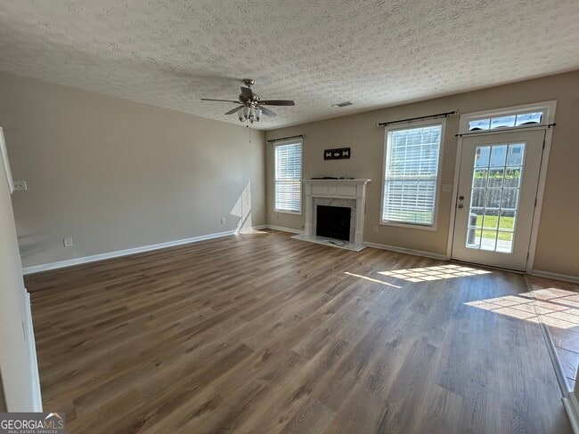 Building Photo - 2934 Greyhawk Ln
