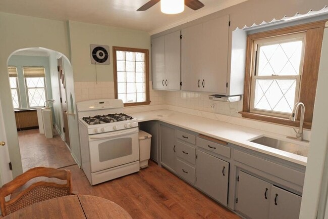 Building Photo - 4102 Elm Ave