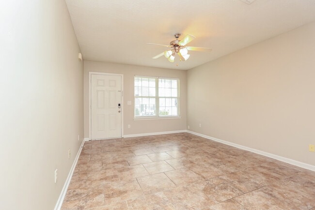 Building Photo - 174 Howard Woody Dr