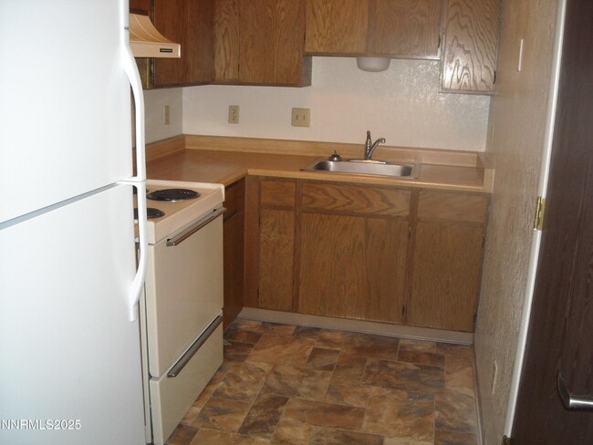 Building Photo - 1420 Grimes St