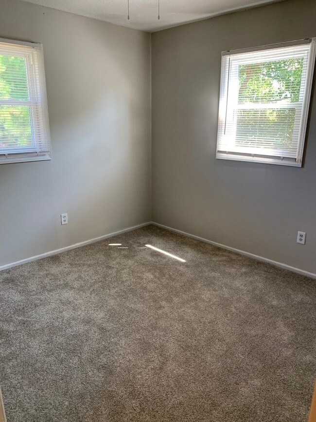 120 Atlantic Ave Unit 05, Easley, SC 29642 Apartment for Rent in Easley, SC